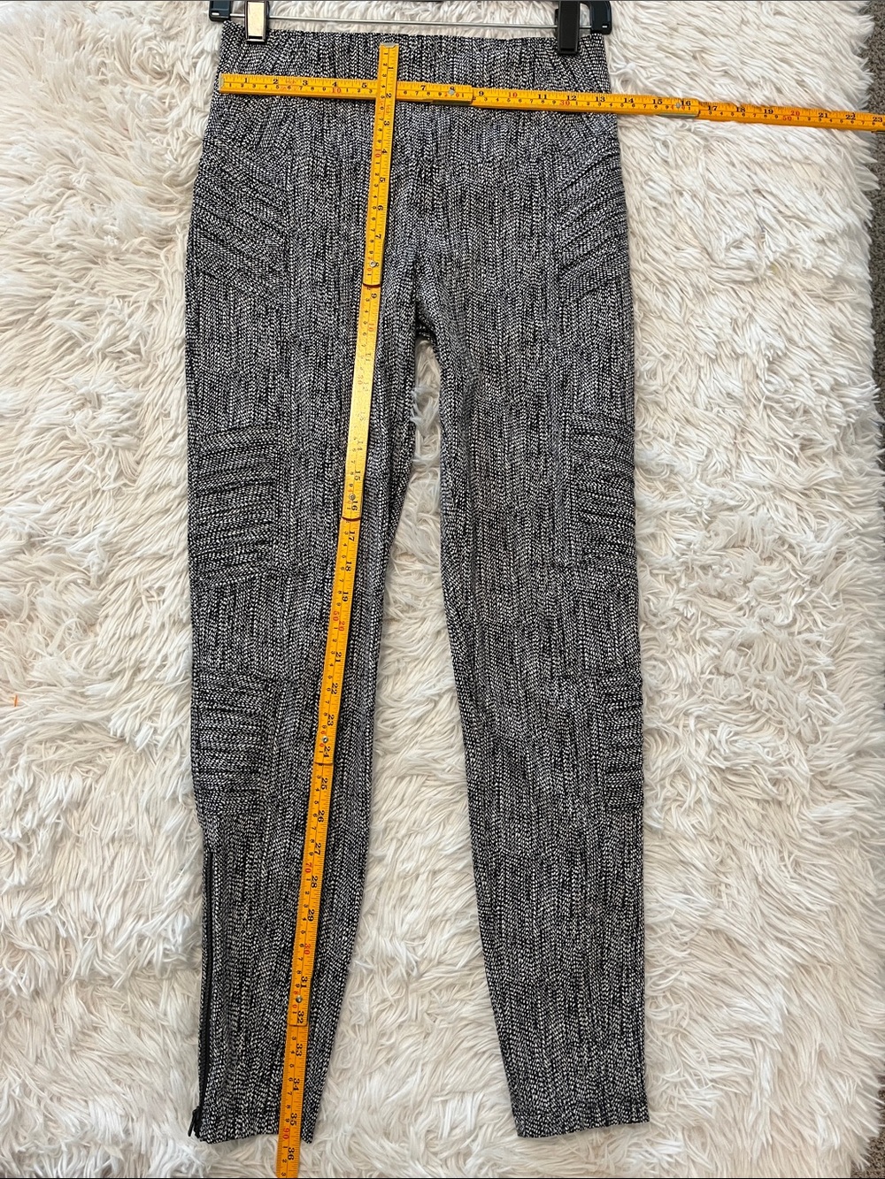 Athleta Delaney textured leggings small - Picture 4 of 7